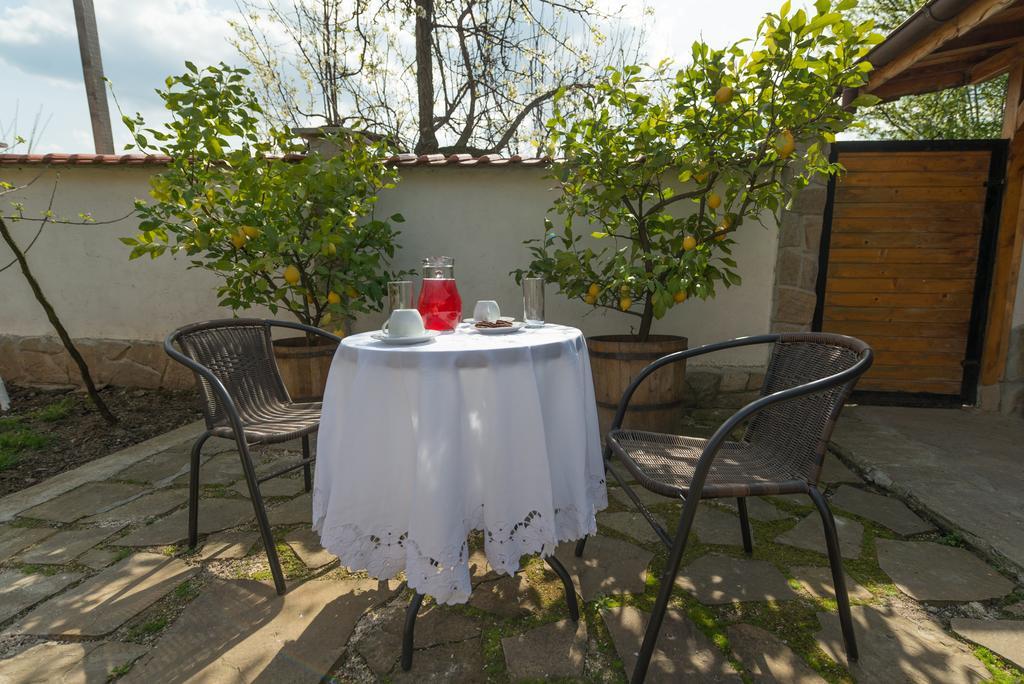 Marinovata Kashta Guest House Veliki Preslav Exteriér fotografie